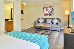 City View Studio with Pool Access in Aloha Surf!